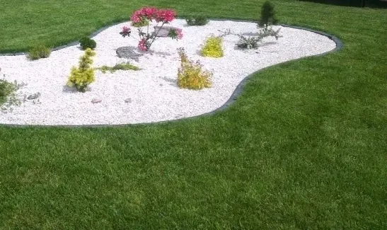 thassos-grys-kamien-snieznobialy-brokat-dekoracyjny-ogrodowy-16-32mm-20kg-stan-nowy