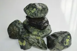 otoczak-zielony-greenandblack-kamien-ogrod-1kg-4-8cm