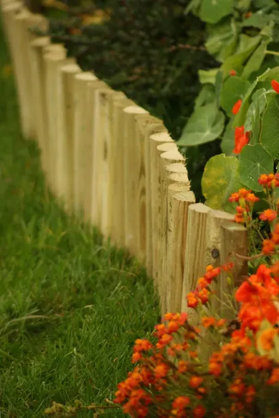 plotek-rolborder-drewniany-palisada-ogrodowa-2m-kolor-bezowy