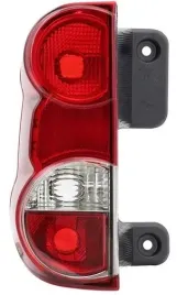 lampa-tyl-tylna-nissan-nv200-2010-lewa