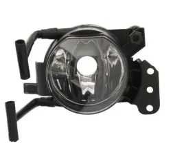 halogen-lampa-przeciwmglowa-bmw-5-e60-e61-03-prawy