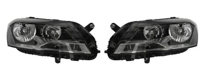 REFLEKTOR LAMPA PRZÓD VW PASSAT B7 10-14 KOMPLET