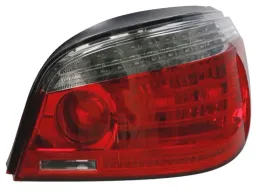 lampa-tyl-zewnetrzna-bmw-5-e60-07-10-prawa-led
