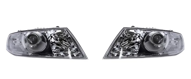 REFLEKTOR LAMPA PRZÓD SKODA OCTAVIA II 04-08 KPL