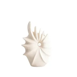 dekoracja-stojaca-ablis-o-nieregularnym-ksztalcie-143x103x215-cm-homla