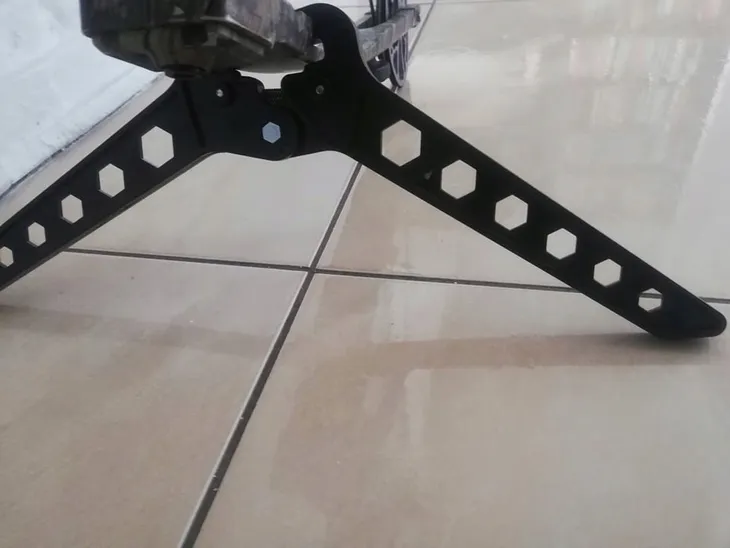 stojak-pod-luk-uchwyt-marka-majdan-stan-nowy