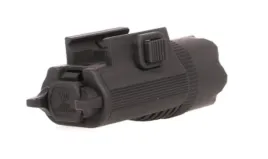 latarka-lampka-na-pistolet-wiatrowke-replike-asg-oswietlenie-taktyczne