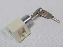 zamek-do-okien-dachowych-fakro-zbl