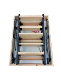 schody-strychowe-wyjscie-wylaz-na-strych-mini-termo-oman-60x80-drabinka