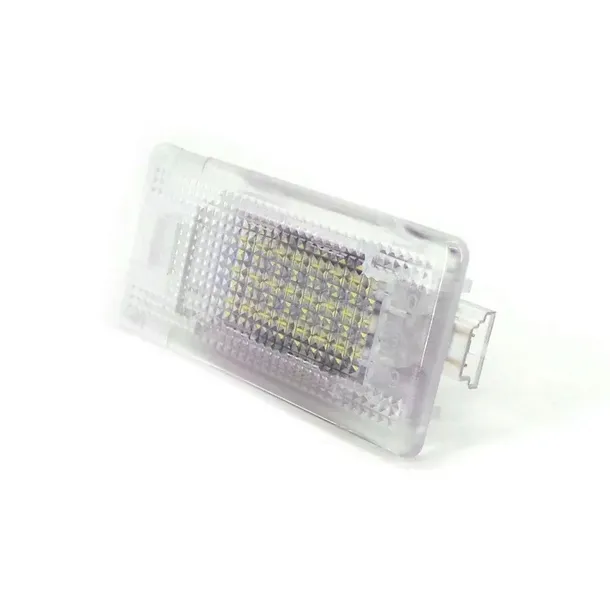 bmw-e82-e86-e36-e46-e90-lampka-bagaznika-led-750lm-stan-nowy