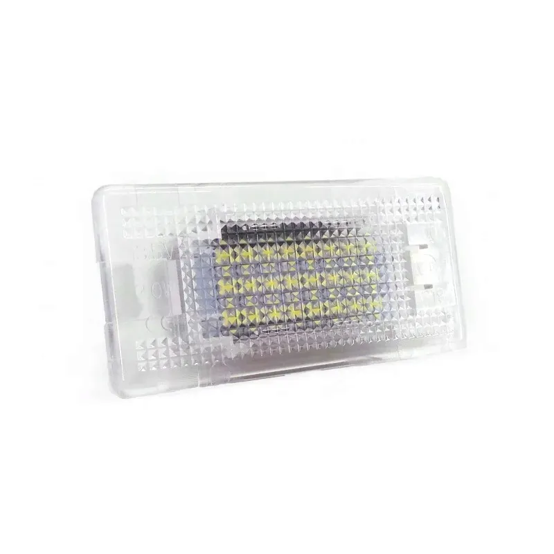 bmw-e82-e86-e36-e46-e90-lampka-bagaznika-led-750lm-stan-nowy