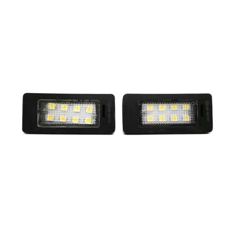 bmw-e82-e88-e90-e91-lampka-rejestracji-led-2szt-stan-nowy