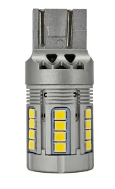 7443-zarowka-led-w21-5w-12-24v-bez-bledu-2000lm