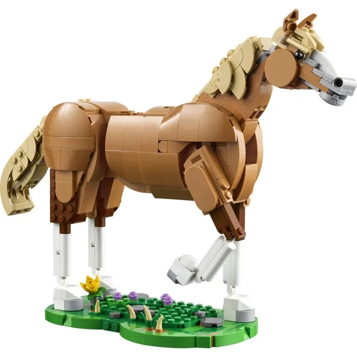 lego-creator-31166-piekny-kon