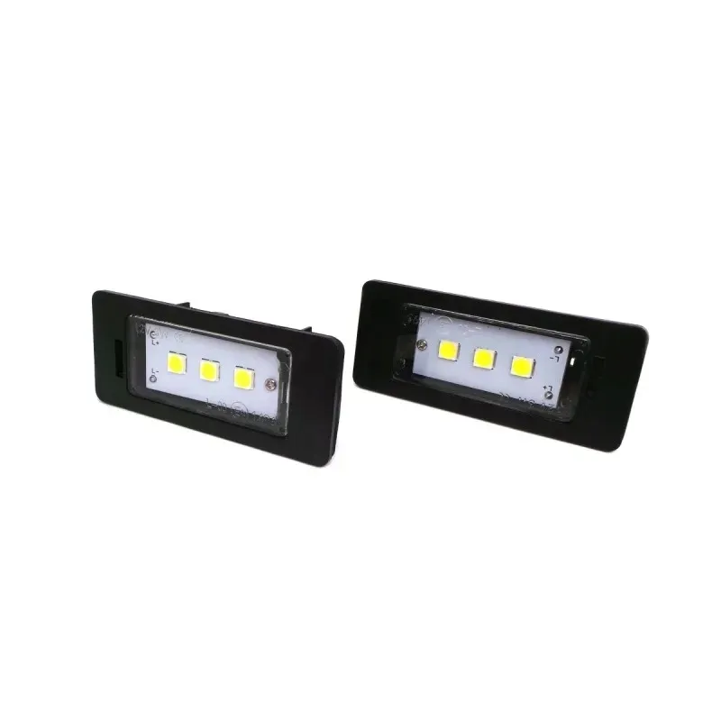 bmw-e90-e91-e92-e93-lampka-rejestracji-led-2sz