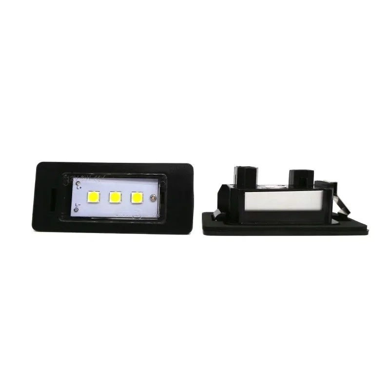 bmw-e90-e91-e92-e93-lampka-rejestracji-led-2sz-stan-nowy