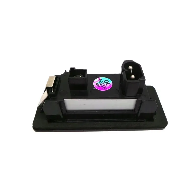 bmw-e90-e91-e92-e93-lampka-rejestracji-led-2sz