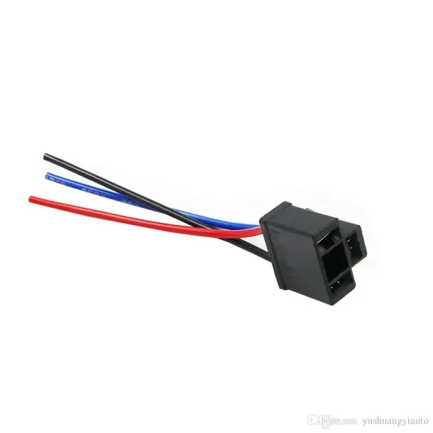 gniazdo-h4-pastik