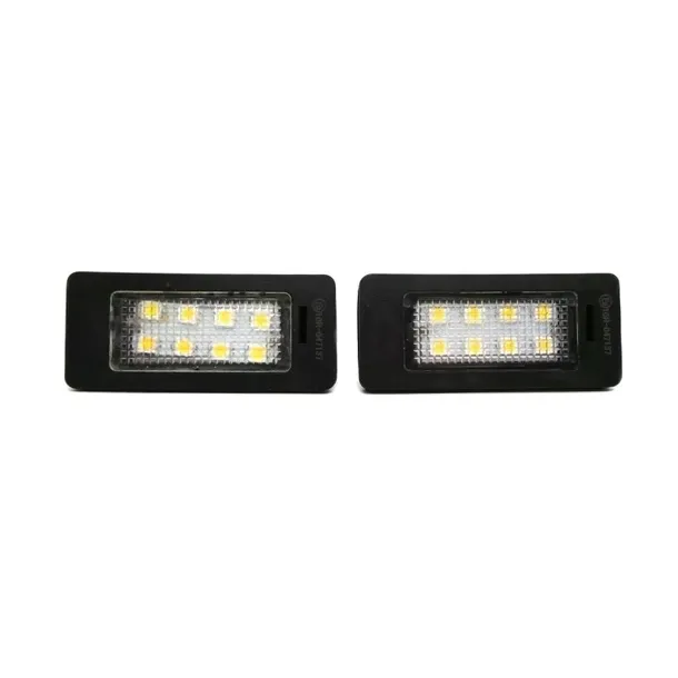 bmw-e82-e88-e90-e91-lampka-rejestracji-led-2szt-stan-nowy