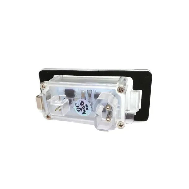 bmw-e39-e60-e61-e07-lampka-rejestracji-led-2szt-stan-nowy-producent-czesci-motoledy