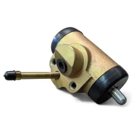 cylinderek-hamulcowy-ursus-c-360-c360p-cylinder-hamulcowy-wzmacniany