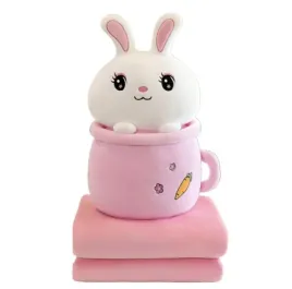 pluszowy-krolik-w-kubku-kocyk-zestaw-prezent-dla-dziecka-maskotka