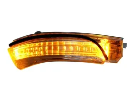 lampa-kierunkowskaz-prawa-lusterko-toyota-avensis-2008-