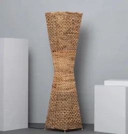 lampa-podlogowa-bije-z-wlokien-naturalnych-boho