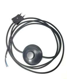 przewod-w-oplocie-25m-z-wlacznikiem-noznym-czarny