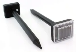 odstraszacz-solarny-kretow-na-krety-gryzoni-2-szt