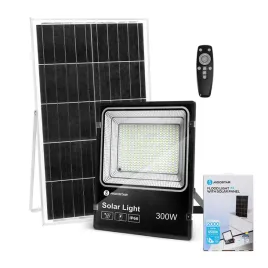 naswietlacz-solarny-led-z-panelem-slonecznym-300w