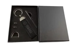 yamaha-brelok-breloczek-alcantara-czarny-nowy-model-pudelko