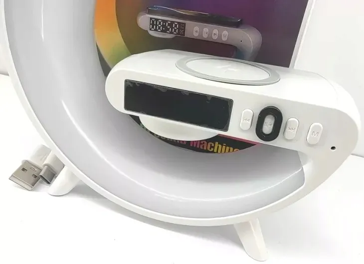 lampka-led-gamingowa-rgb-glosnik-ladowarka-indukcyjna-qi-zegar-budzik-g63-kolor-bialy