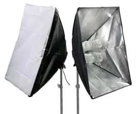 lampa-swiatla-ciaglego-na-4-zarowki-softbox-60x90