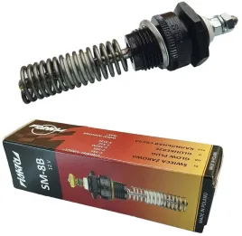 swieca-zarowa-iskra-ursus-c-330-c-335-c-330m-rak-swiece-zarowe-sm-8b