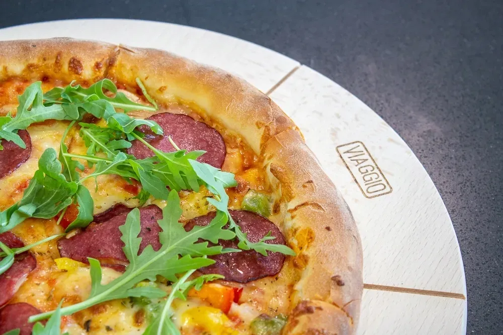 lopatka-do-serwowania-pizzy-viaggio-gratis