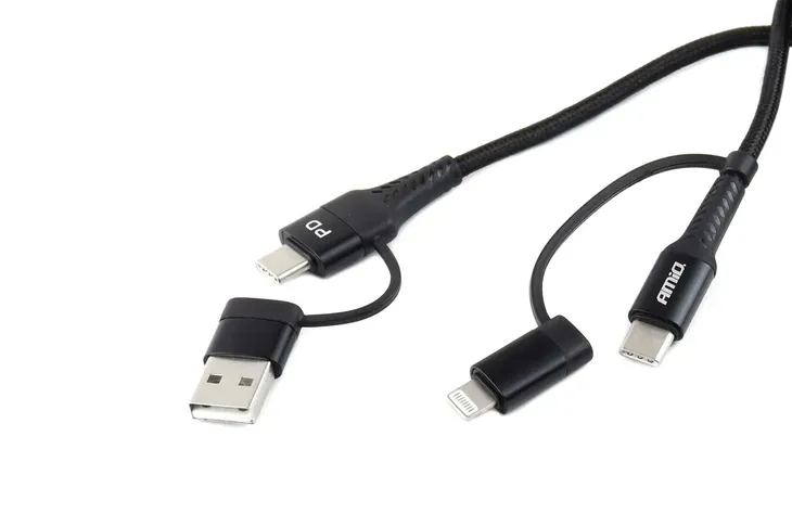 kabel-usb-usb-c-3w1-na-lightning-usb-c-micro-usb-1m-amio-uc-15-stan-nowy
