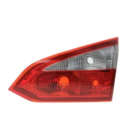 lampa-ford-focus-iii-10-tyl-prawa
