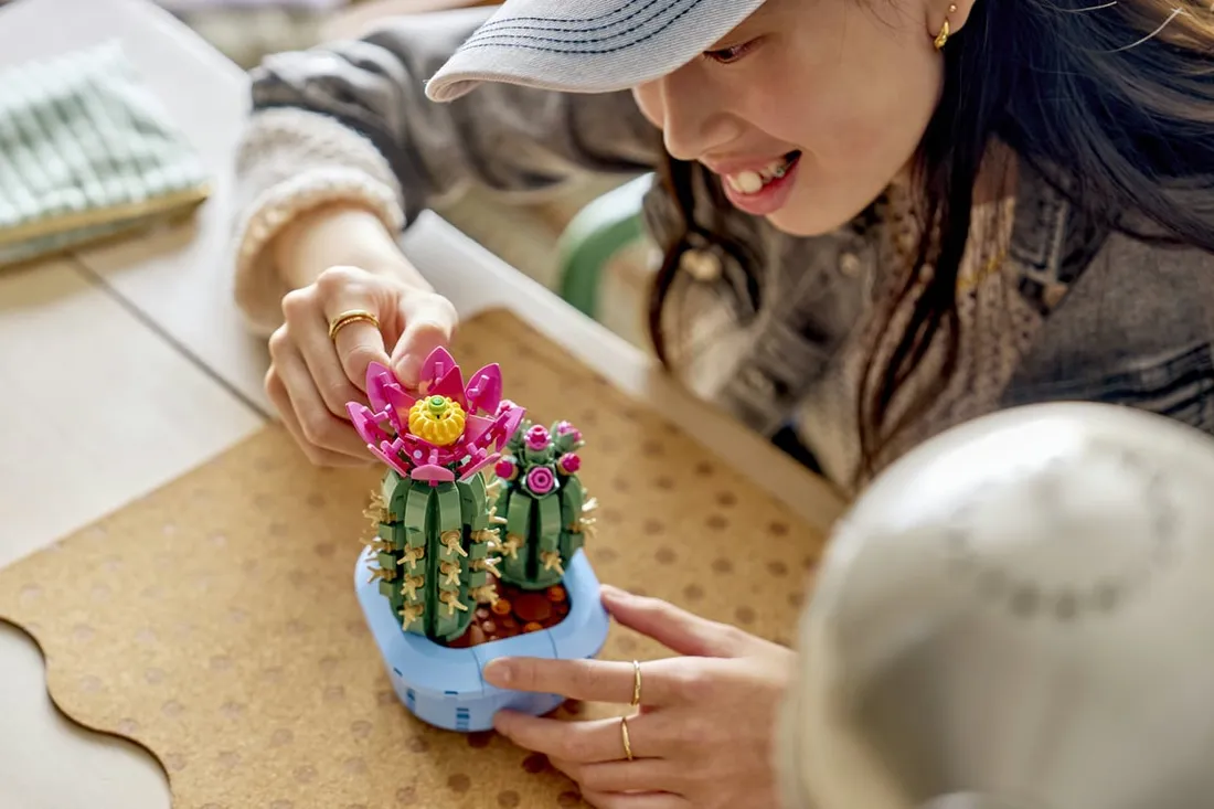 lego-botanicals-kwitnacy-kaktus