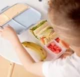 b-box-sniadaniowka-lunchbox-feeling-peachy-2000ml-bbox-material-dominujacy-tworzywo-sztuczne