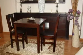 stol-kwadratowy-70x70-cm-drewniany-sosnowy-orzech