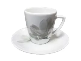 lubiana-filizanka-ze-spodkiem-01-12-6474-magnolia