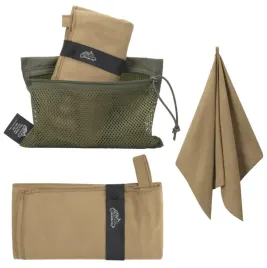 helikon-recznik-szybkoschnacy-field-towel-75x125cm-lekki-worek-coyote