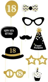 akcesoria-do-fotobudki-10-sztuk-18-urodziny-osiemnastka-czarno-zlote-tort