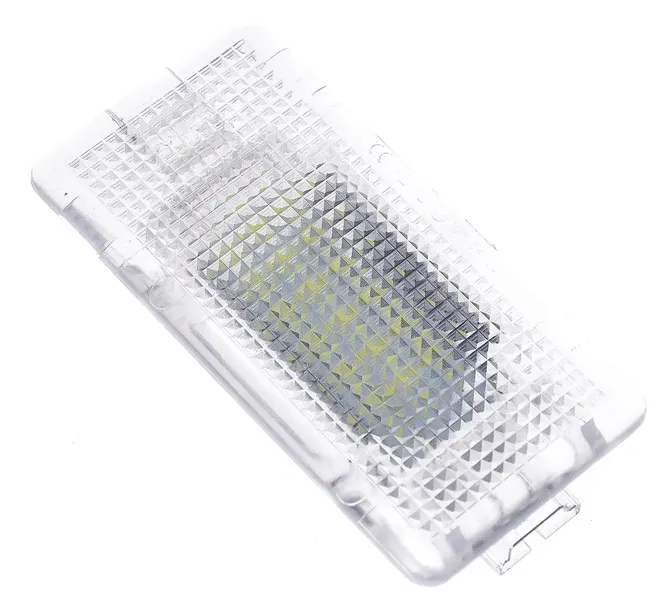 lampka-led-wnetrza-bagaznika-bmw-e87-e60-e84-e90