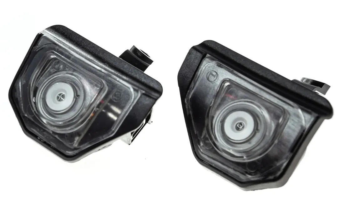 led-projector-do-lusterka-logo-jeep-gran-cherokee