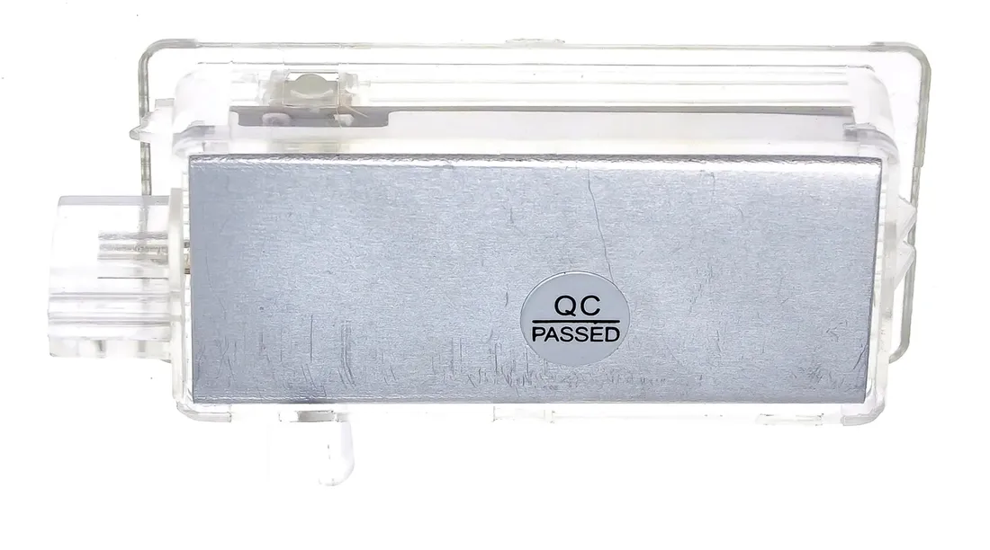 lampka-led-do-oswietlenia-schowka-bmw-mini-e46-e90-e87-e53-e83-e84-r50-r53