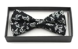 muszka-meska-czarna-w-kwiaty-elegancka-mucha-w-pudelku-pako-jeans