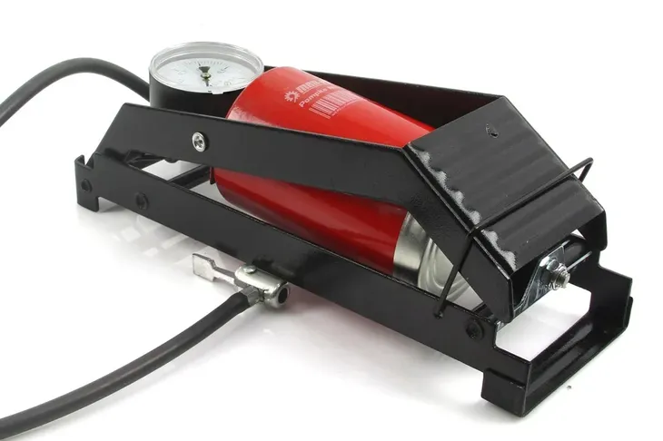 pompka-nozna-rowerowa-samochodowa-koncowk-manometr-marka-mar-pol-stan-nowy-kod-producenta-m82006