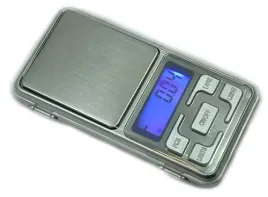 mala-jubilerska-waga-kieszonkowa-01-500g-lcd